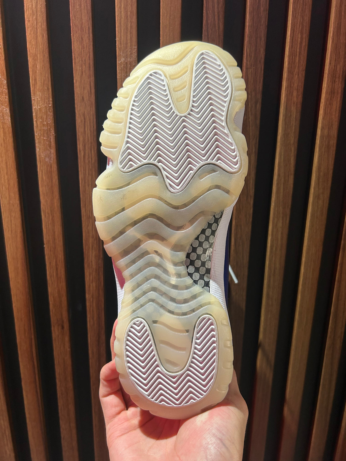 TENIS AIR JORDAN 11 RETRO RARE AIR