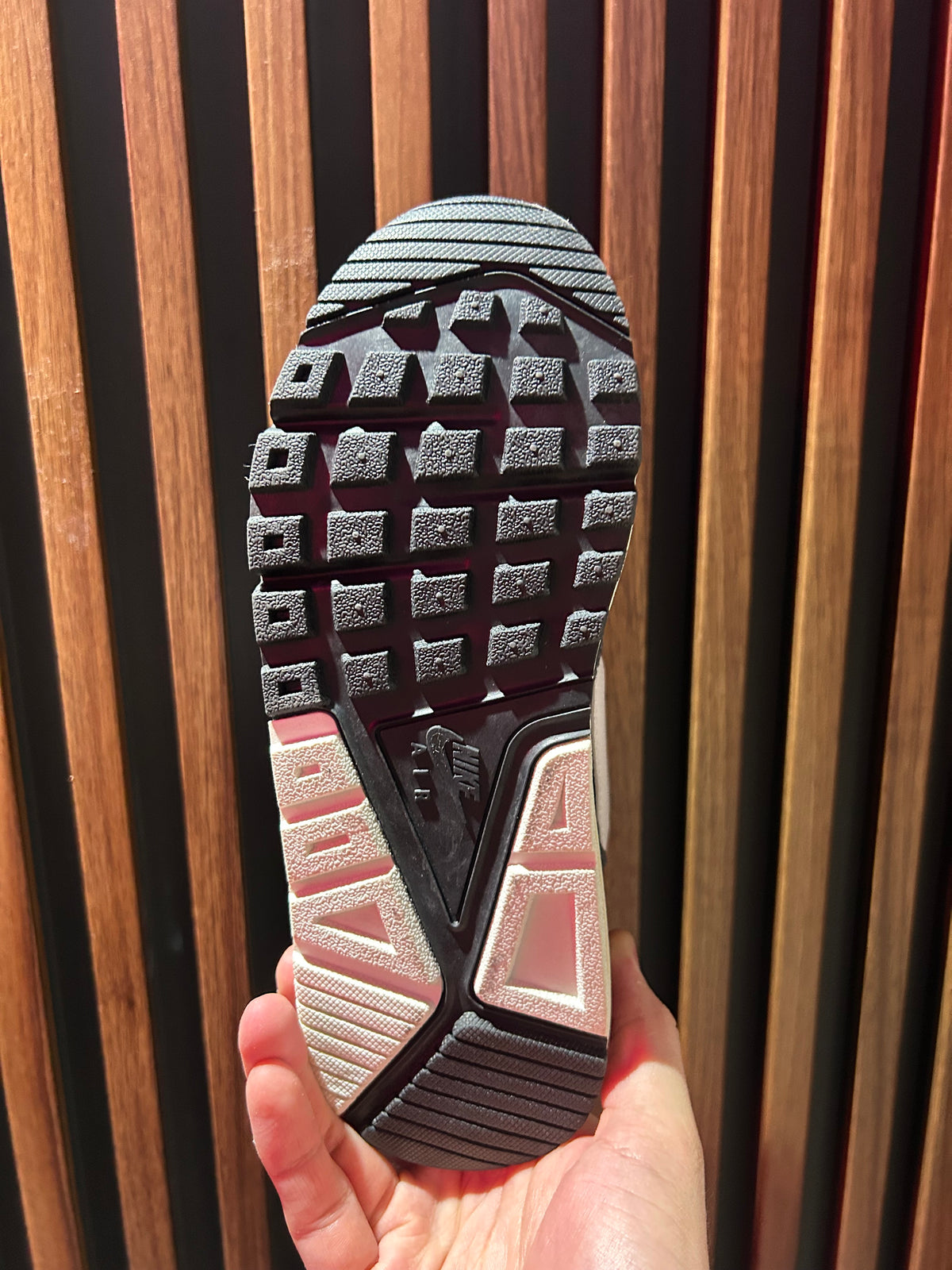 TENIS NIKE AIR MAX CORRELATE