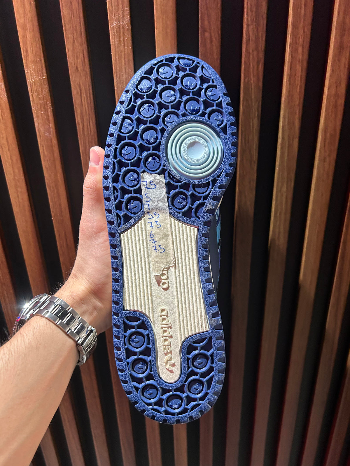 TENIS ADIDAS FORUM 84 LOW BAPE 30TH ANNIVERSARY BLUE CAMO