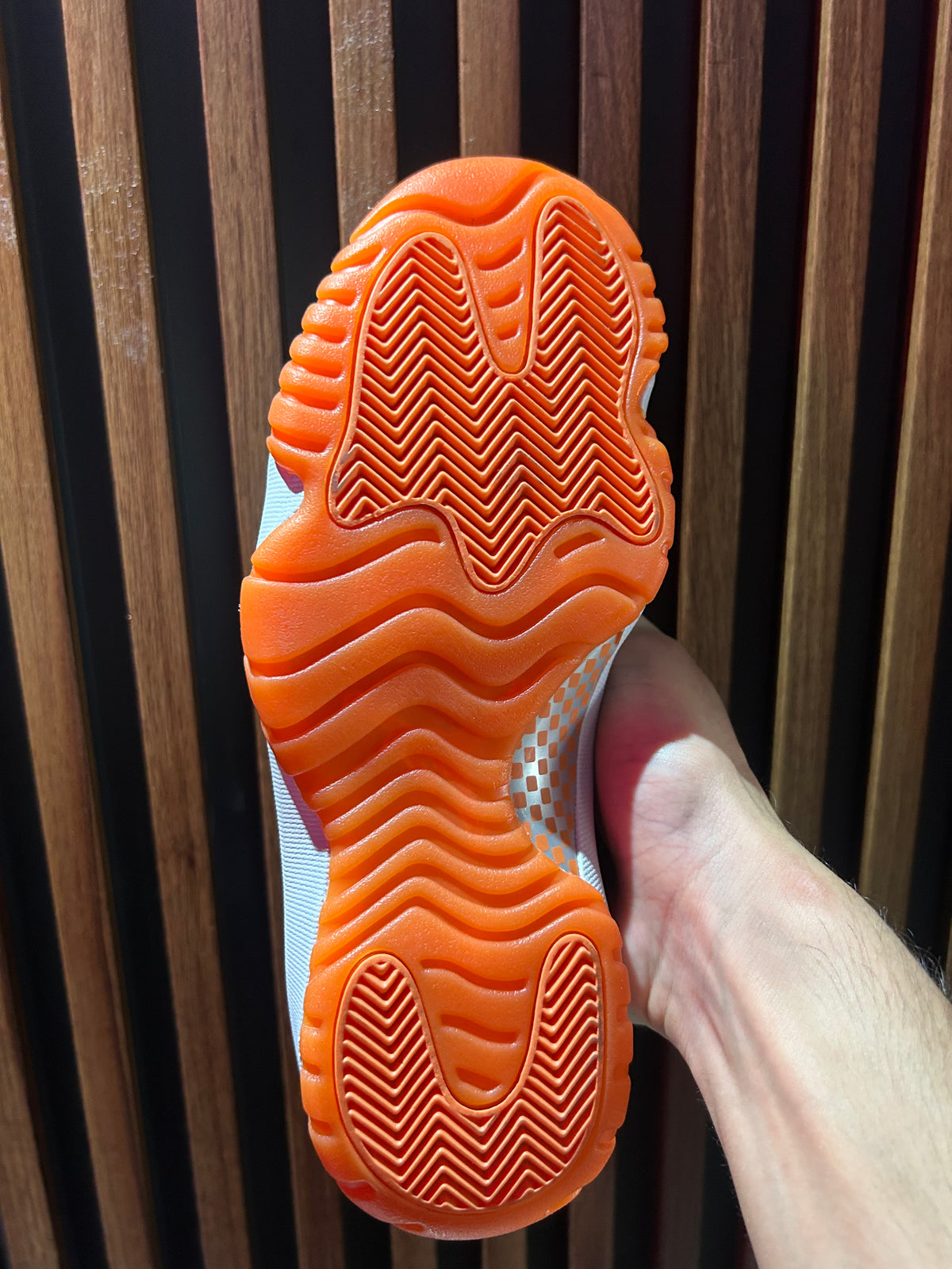 TENIS AIR JORDAN 11 RETRO LOW BRIGHT CITRUS