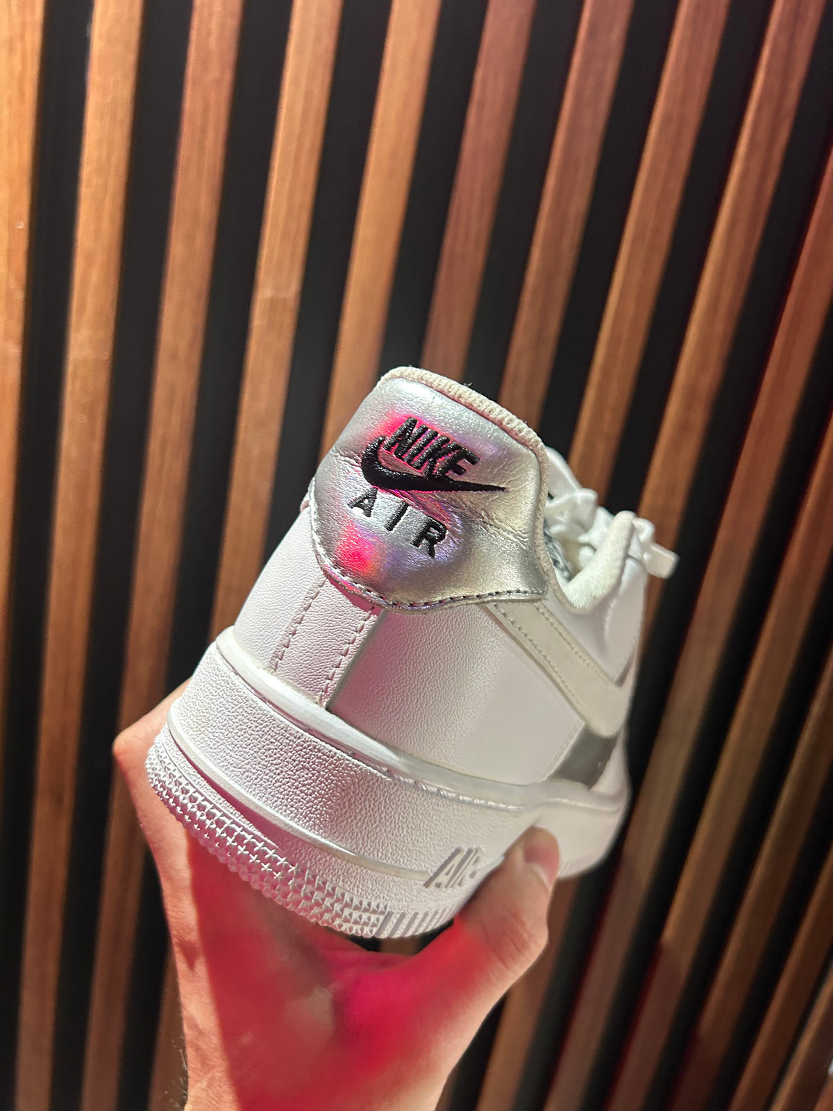 TENIS NIKE AIR FORCE ONE LOW IRIDISCENTE