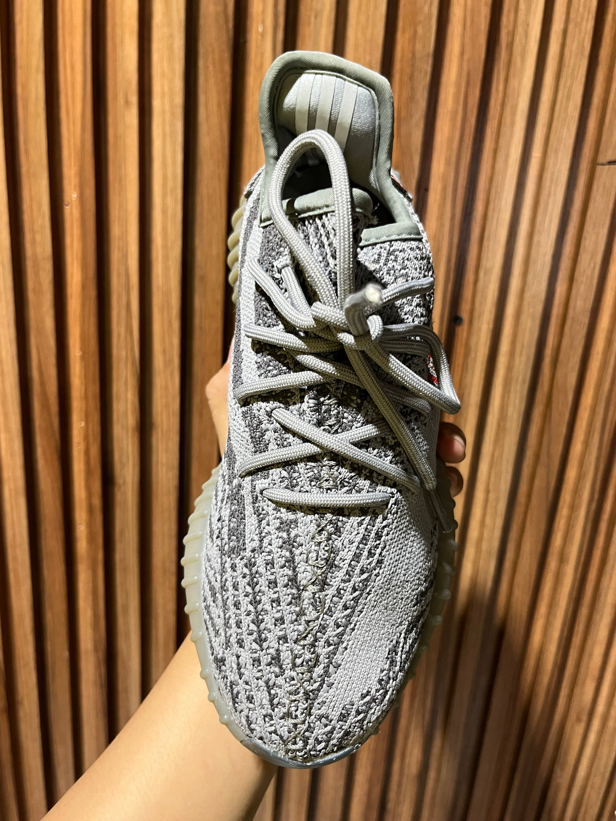 Tenis Adidas Yeezy Boost 350 V2 Beluga 2.0