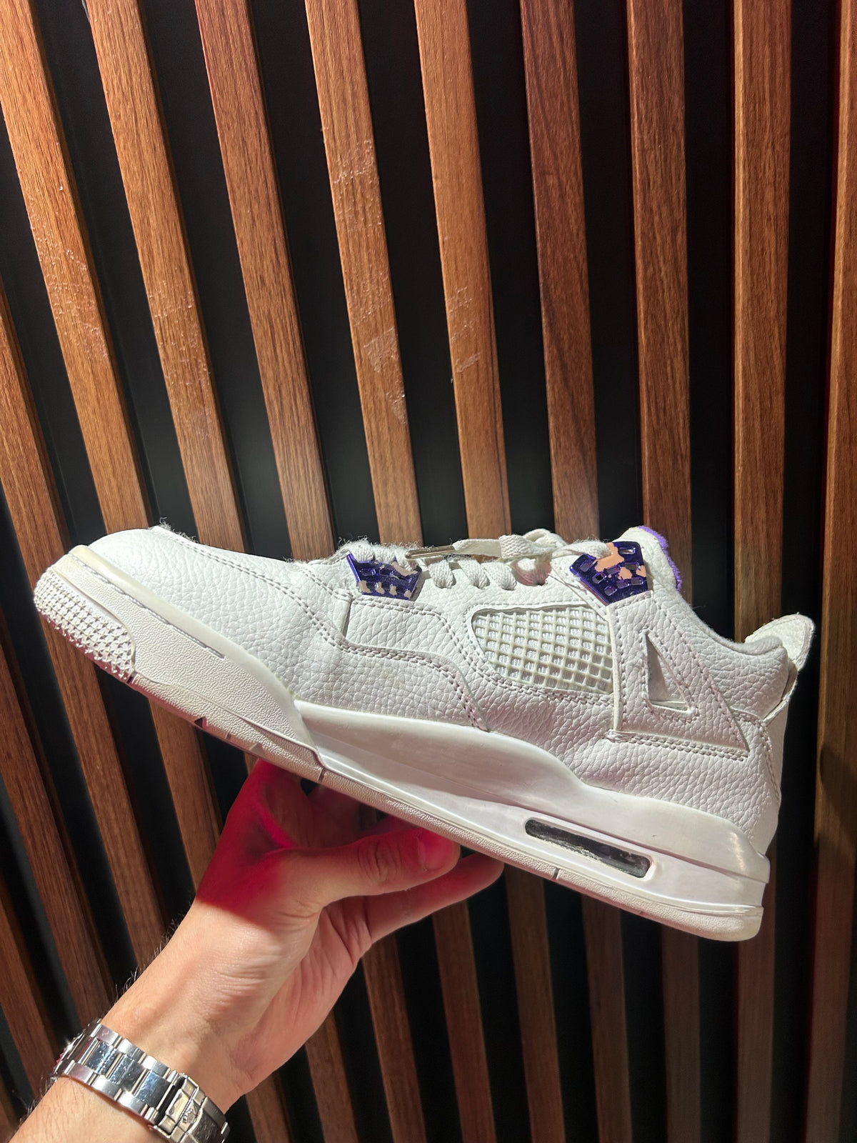 TENIS AIR JORDAN 4 RETRO METALLIC PURPLE