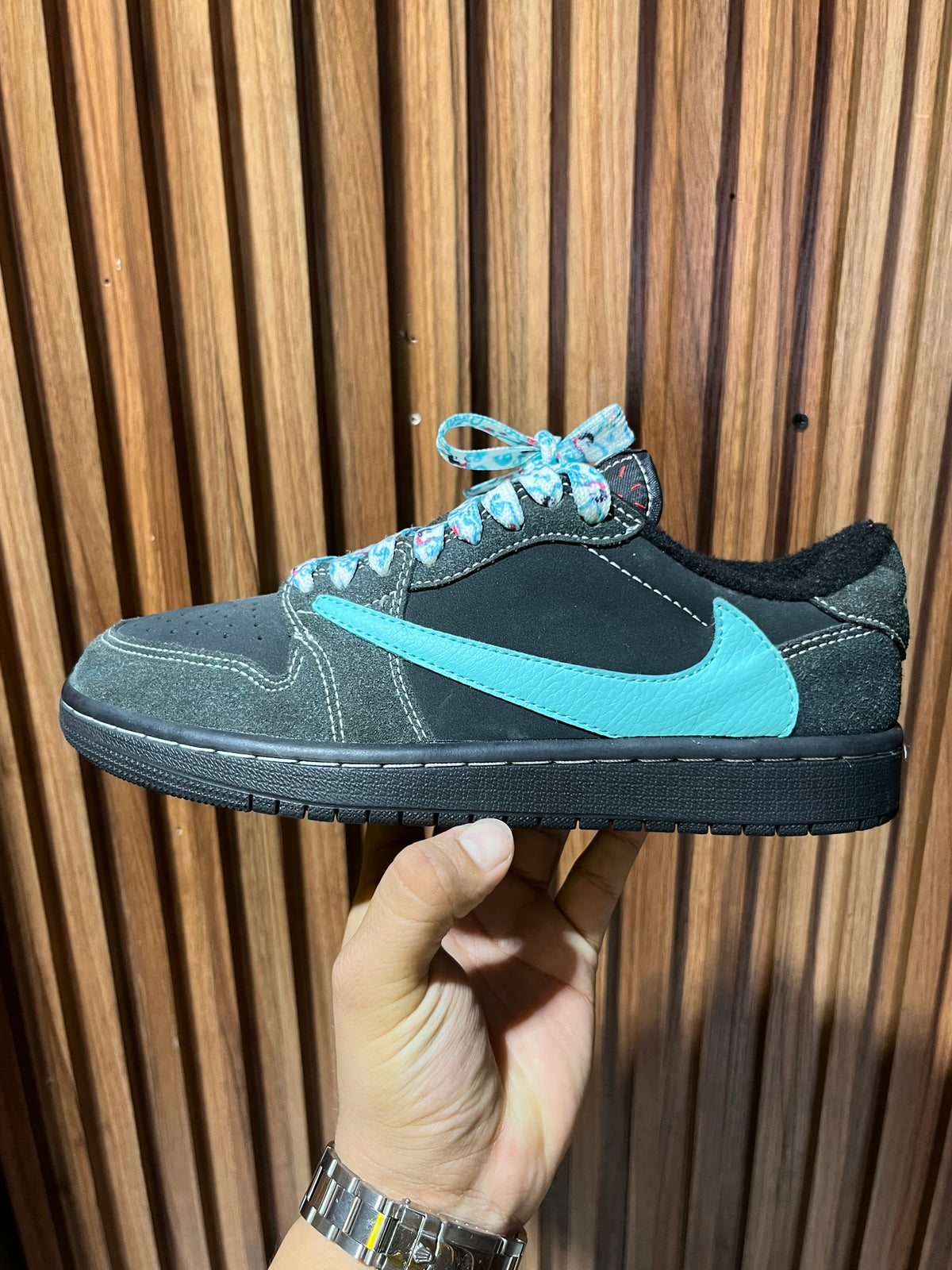 Tenis Air Jordan 1 Low x Travis Scott Tiffany