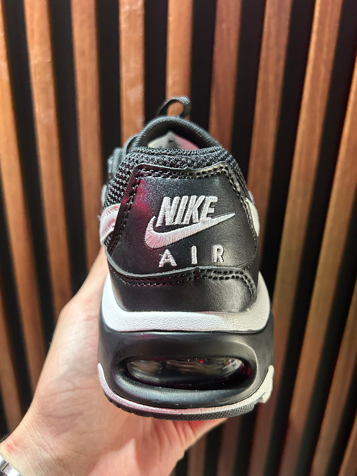 TENIS NIKE AIR MAX COMMAND