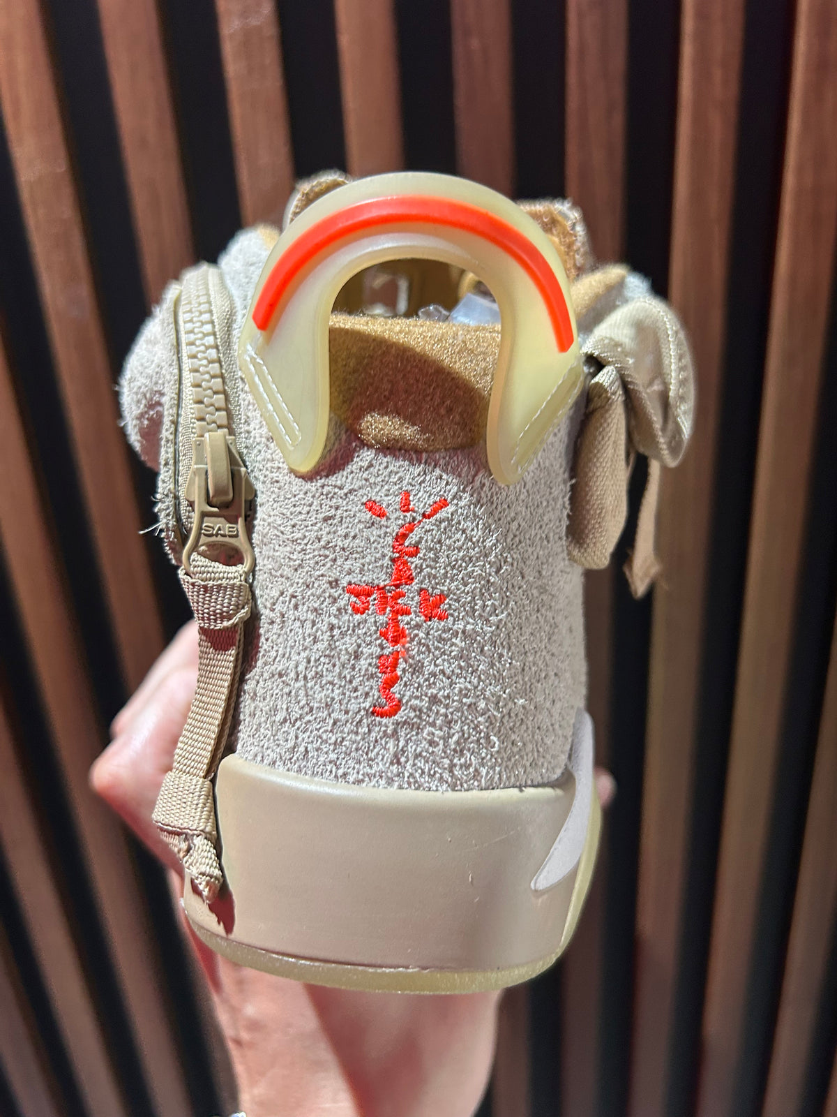 TENIS AIR JORDAN 6 RETRO SP X TRAVIS SCOTT BRITISH KHAKI