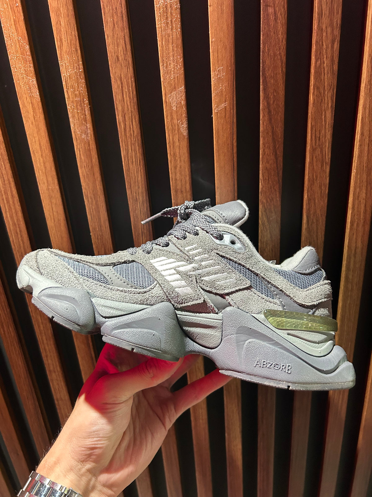 TENIS NEW BALANCE 9060