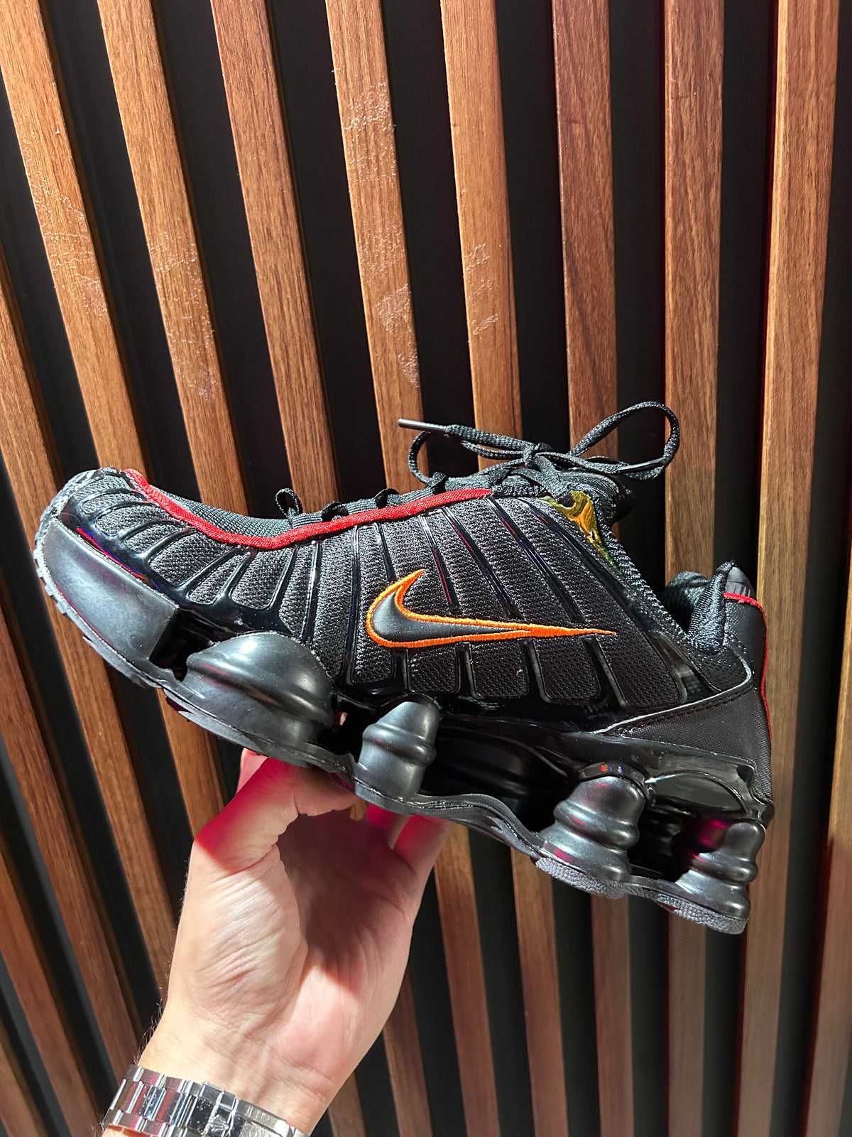 TENIS NIKE SHOX TL BLACK MAGMA ORANGE