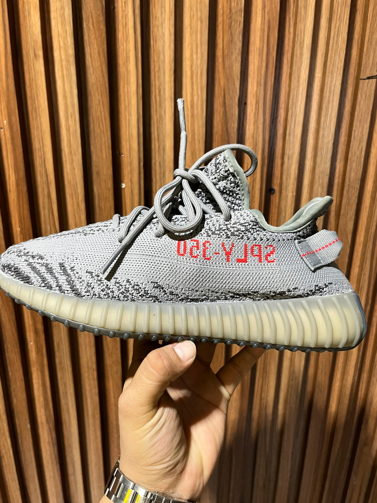 Tenis Adidas Yeezy Boost 350 V2 Beluga 2.0