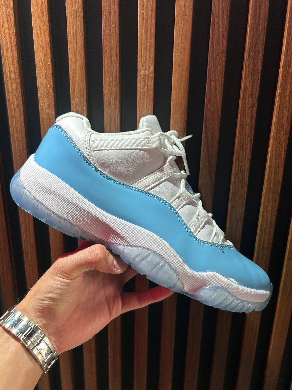 TENIS AIR JORDAN 11 RETRO LOW UNIVERSITY BLUE