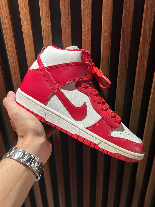 TENIS NIKE DUNK HIGH CHAMPIONSHIP RED
