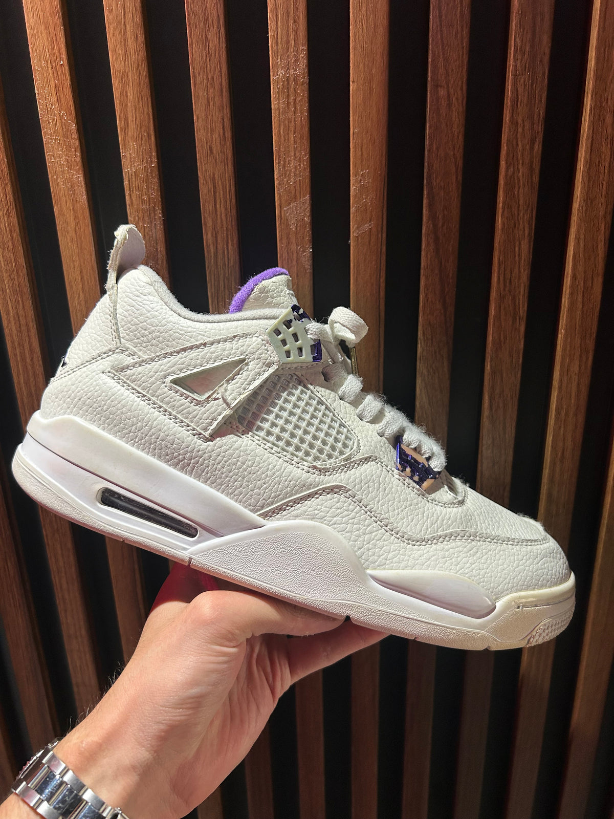 TENIS AIR JORDAN 4 RETRO METALLIC PURPLE