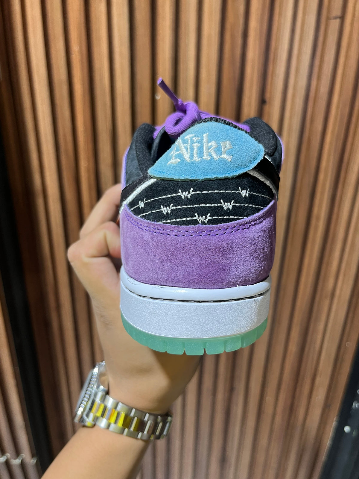 Tenis Nike SB Dunk Low Pro x Hayley Wilson Black and Court Purple