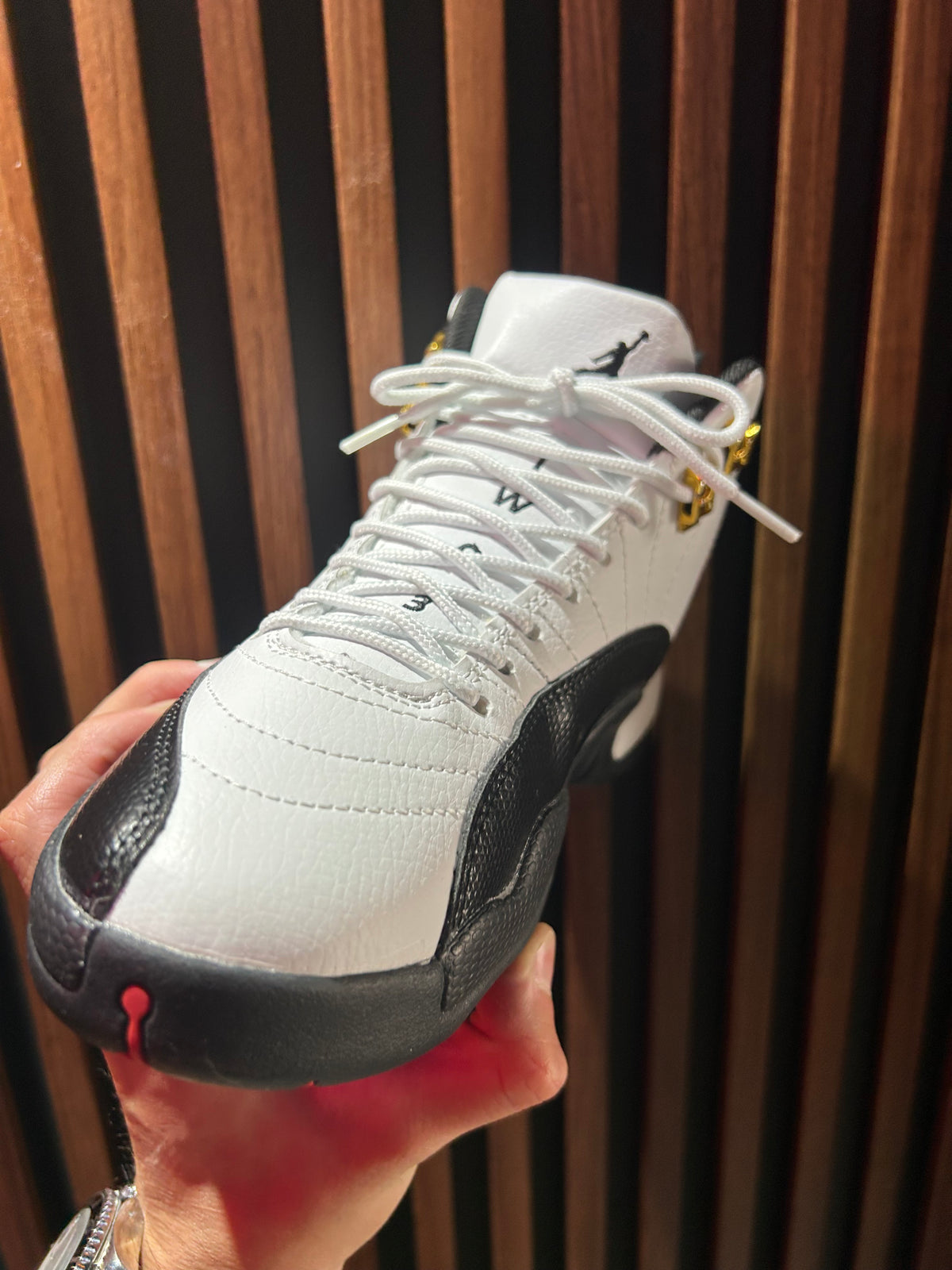 TENIS AIR JORDAN 12 RETRO TAXI