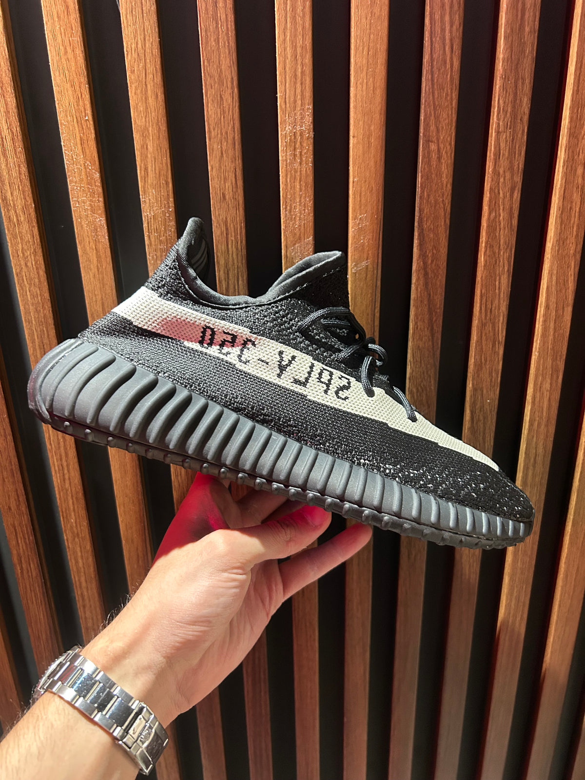 TENIS ADIDAS YEEZY BOOST 350 V2 CORE BLACK WHITE