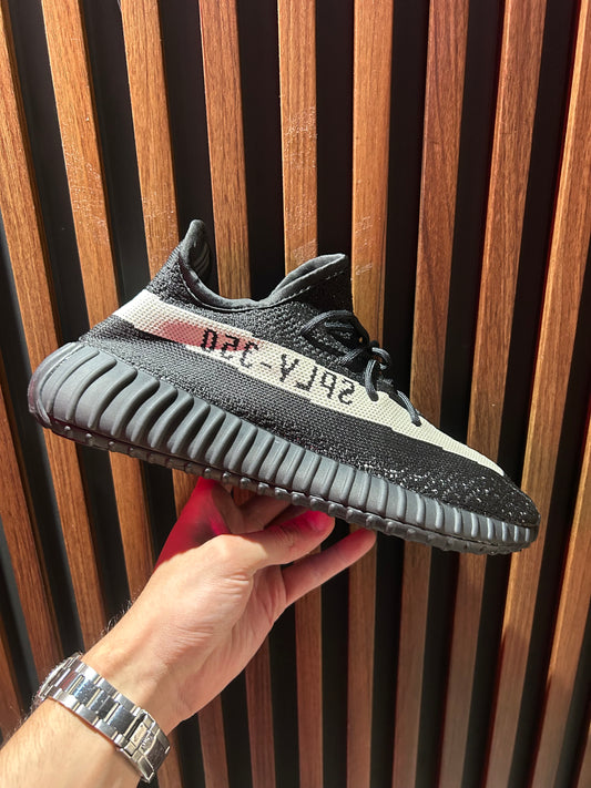 TENIS ADIDAS YEEZY BOOST 350 V2 CORE BLACK WHITE