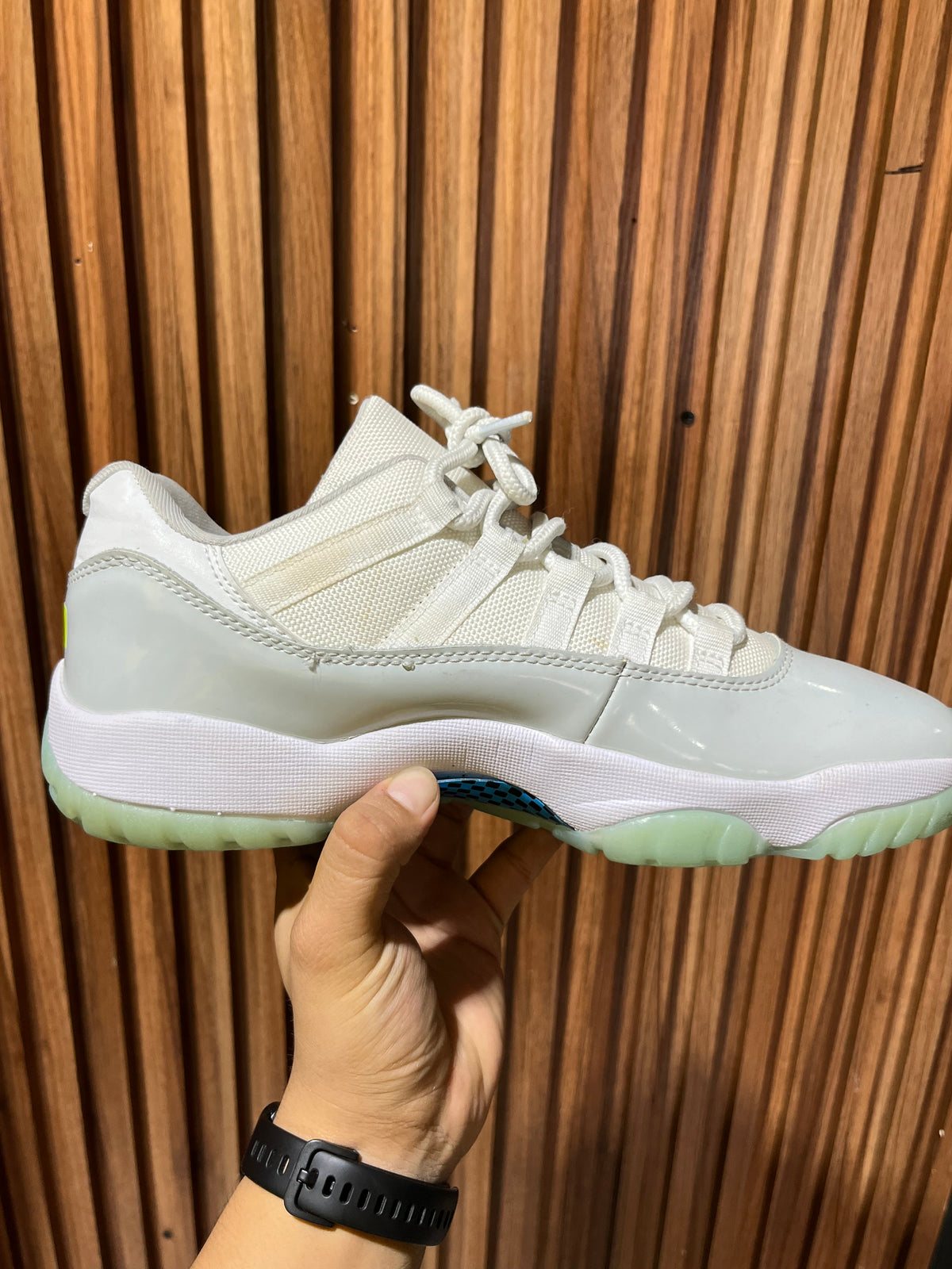 tenis Air Jordan 11 Retro Low JAIDE