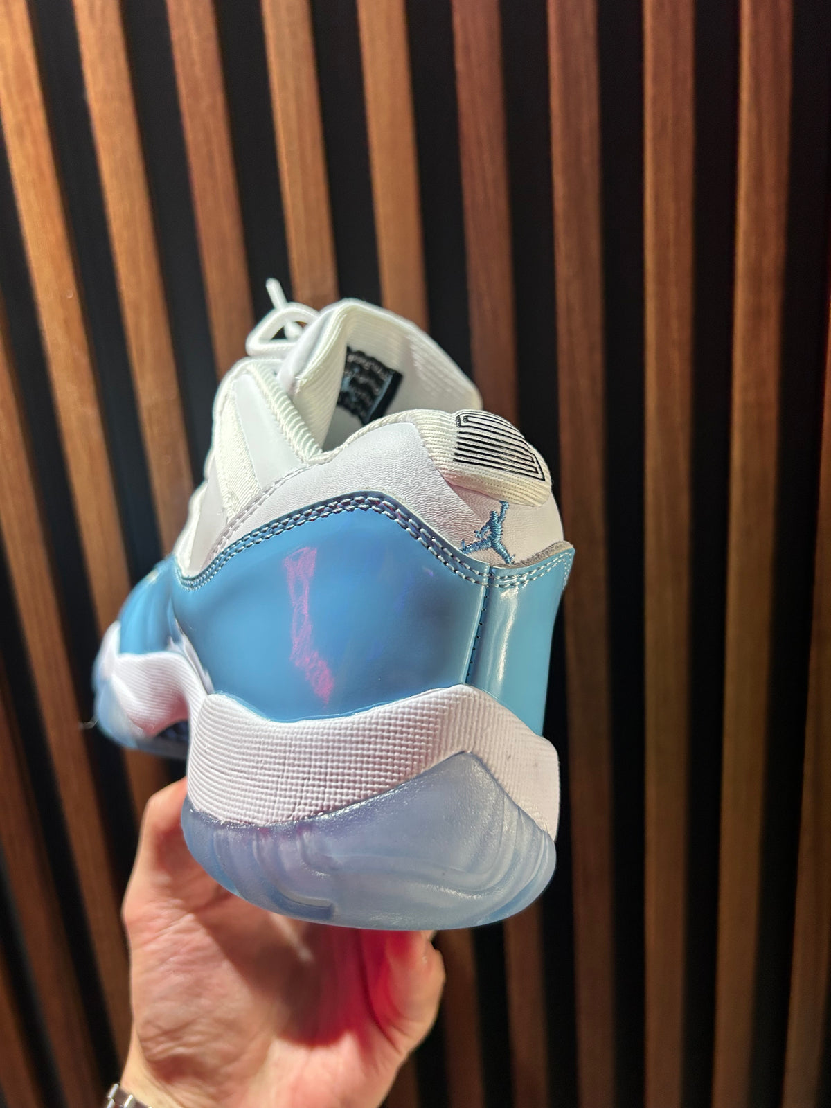 TENIS AIR JORDAN 11 RETRO LOW UNIVERSITY BLUE