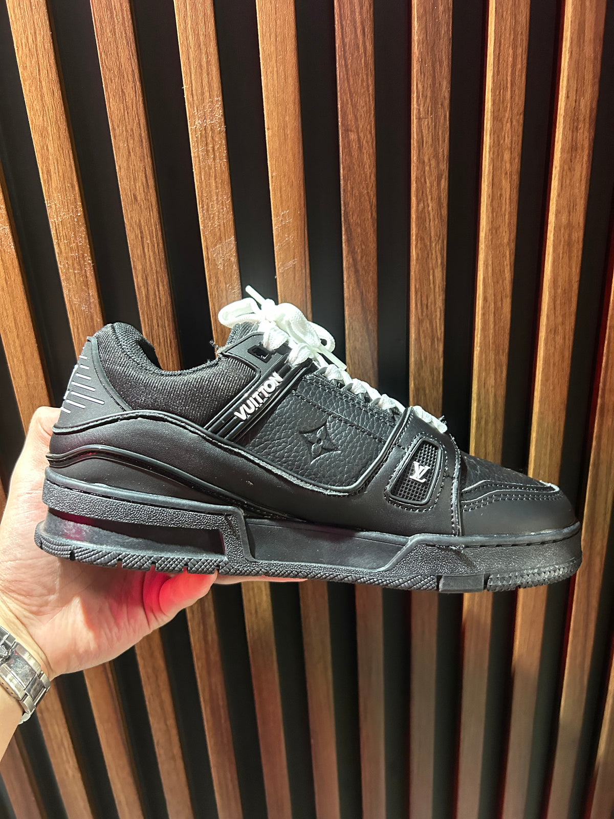 TENIS LOUIS VUITTON LV TRAINER