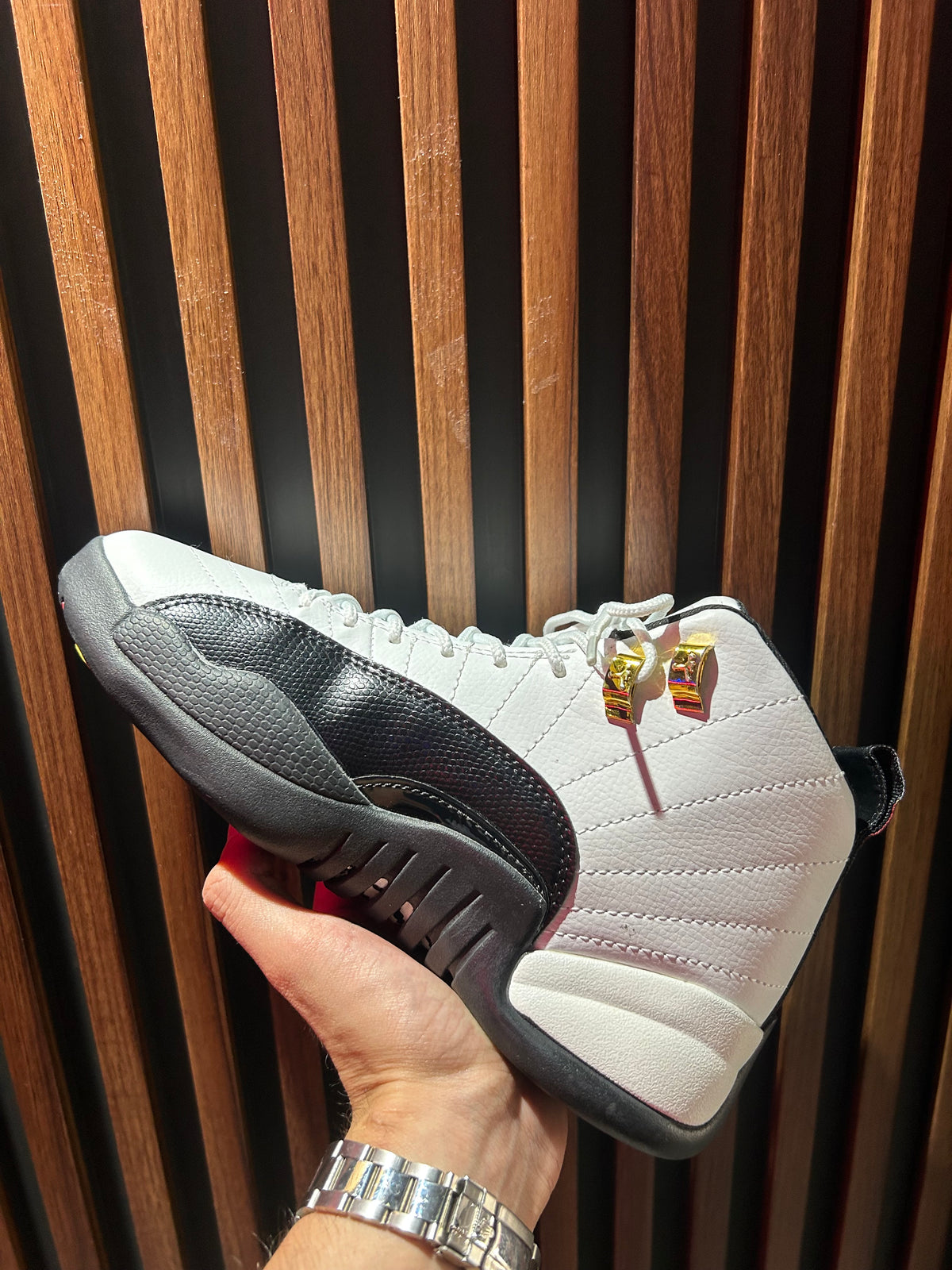 TENIS AIR JORDAN 12 RETRO TAXI