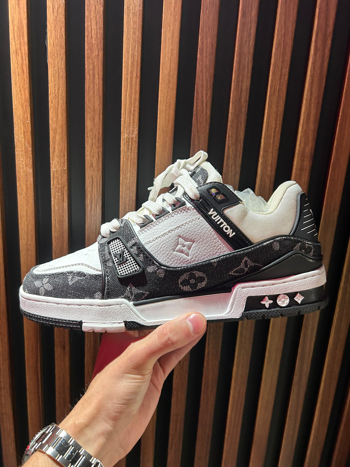 TENIS LOUIS VUITTON LV TRAINER
