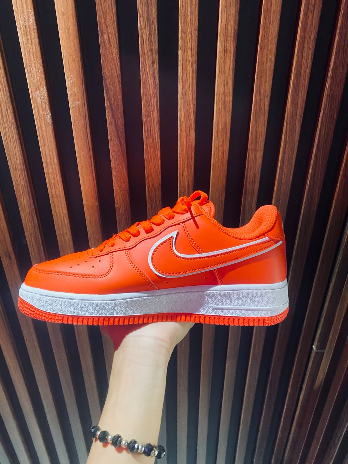 TENIS NIKE AIR FORCE 1 ‘07 PICANTE RED BLANCO