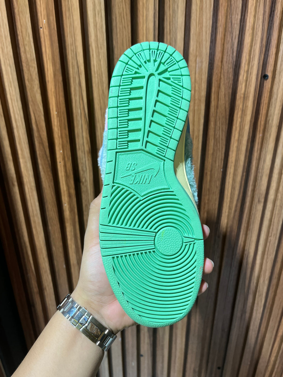 Tenis Nike SB Dunk Low Pro x Verdy Visty