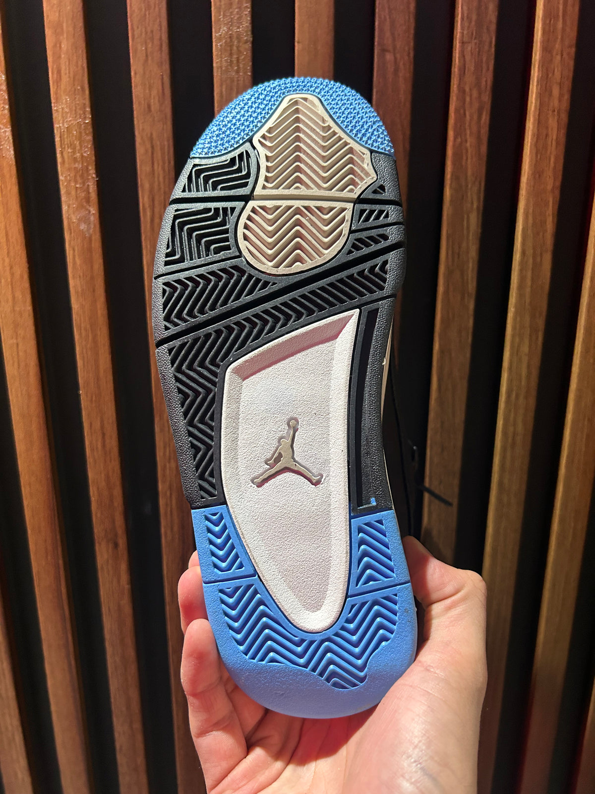 TENIS AIR JORDAN DUB ZERO