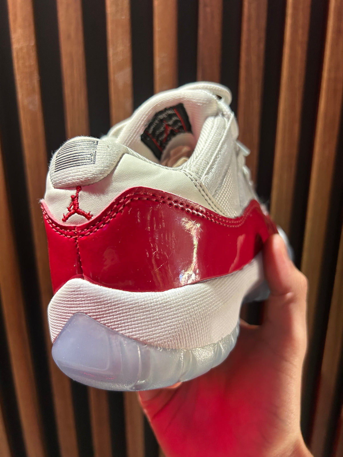 TENIS AIR JORDAN 11 RETRO LOW CHERRY