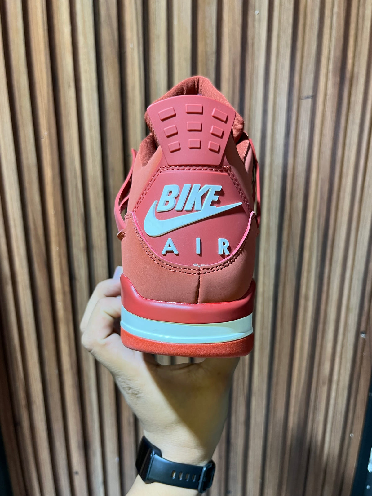 tenis Air Jordan 4 OG Bike Air / Brick by Brick BMX Nigel Sylvester