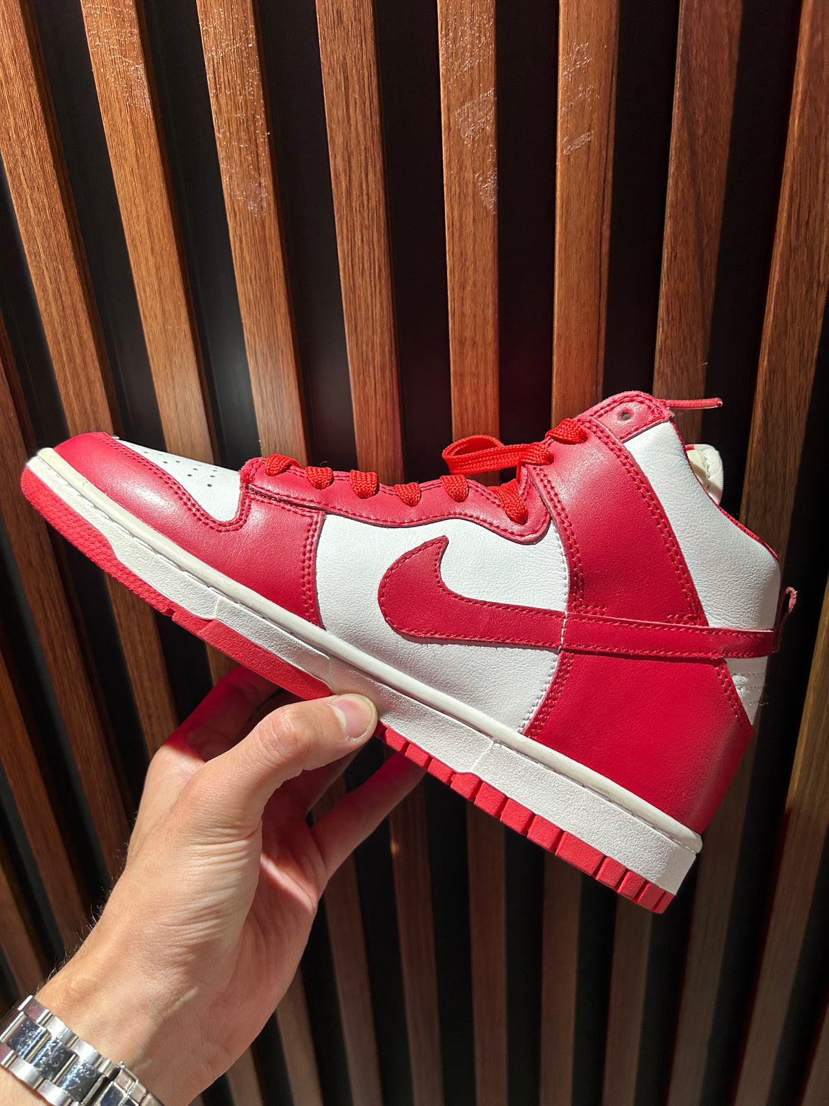TENIS NIKE DUNK HIGH CHAMPIONSHIP RED