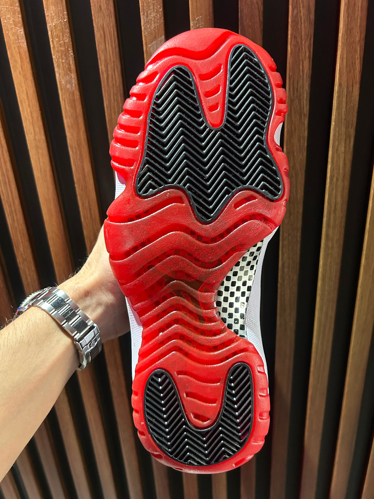 TENIS AIR JORDAN 11 RETRO LOW CONCORD BRED