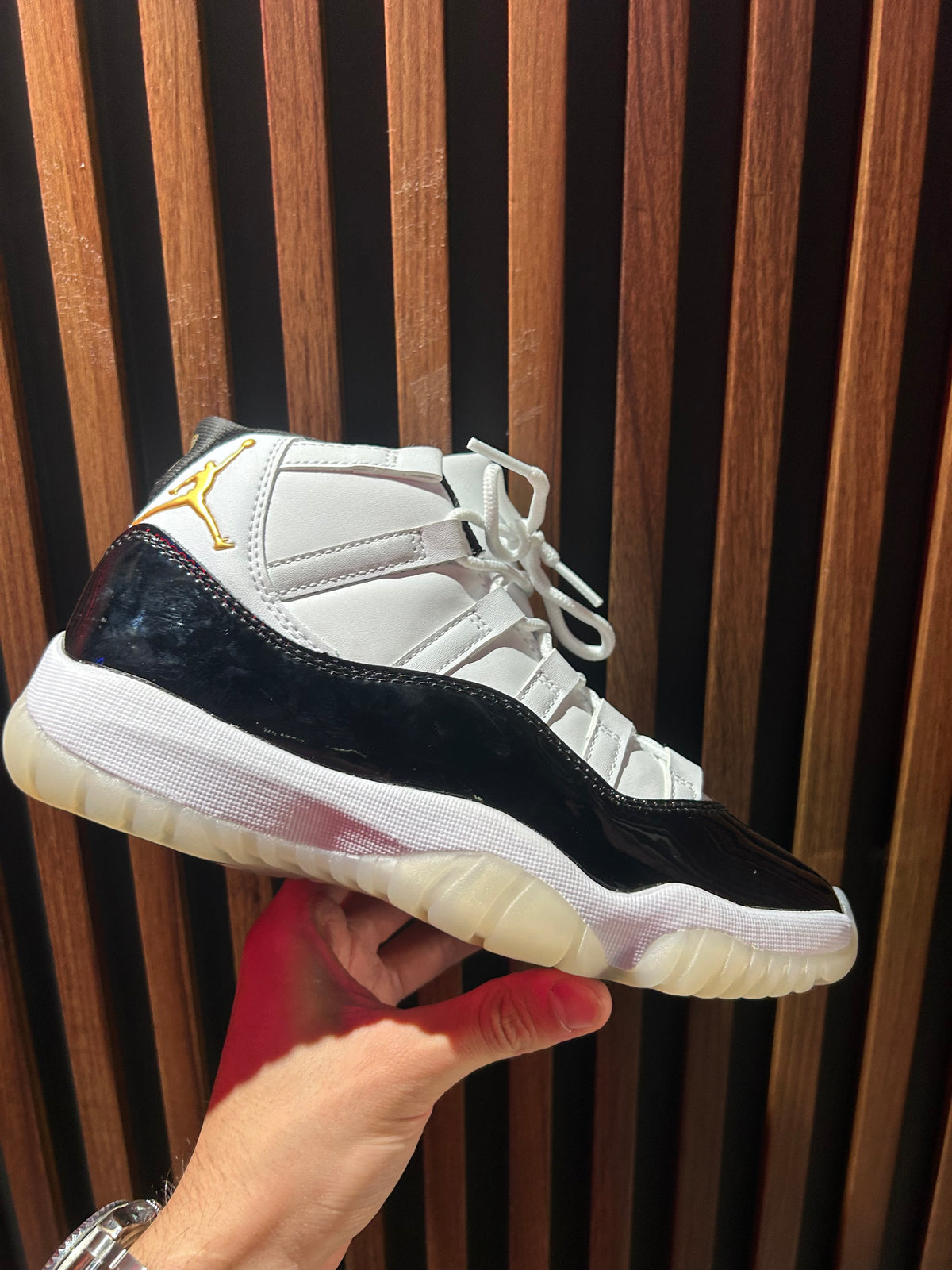 TENIS AIR JORDAN 11 RETRO GRATITUDE
