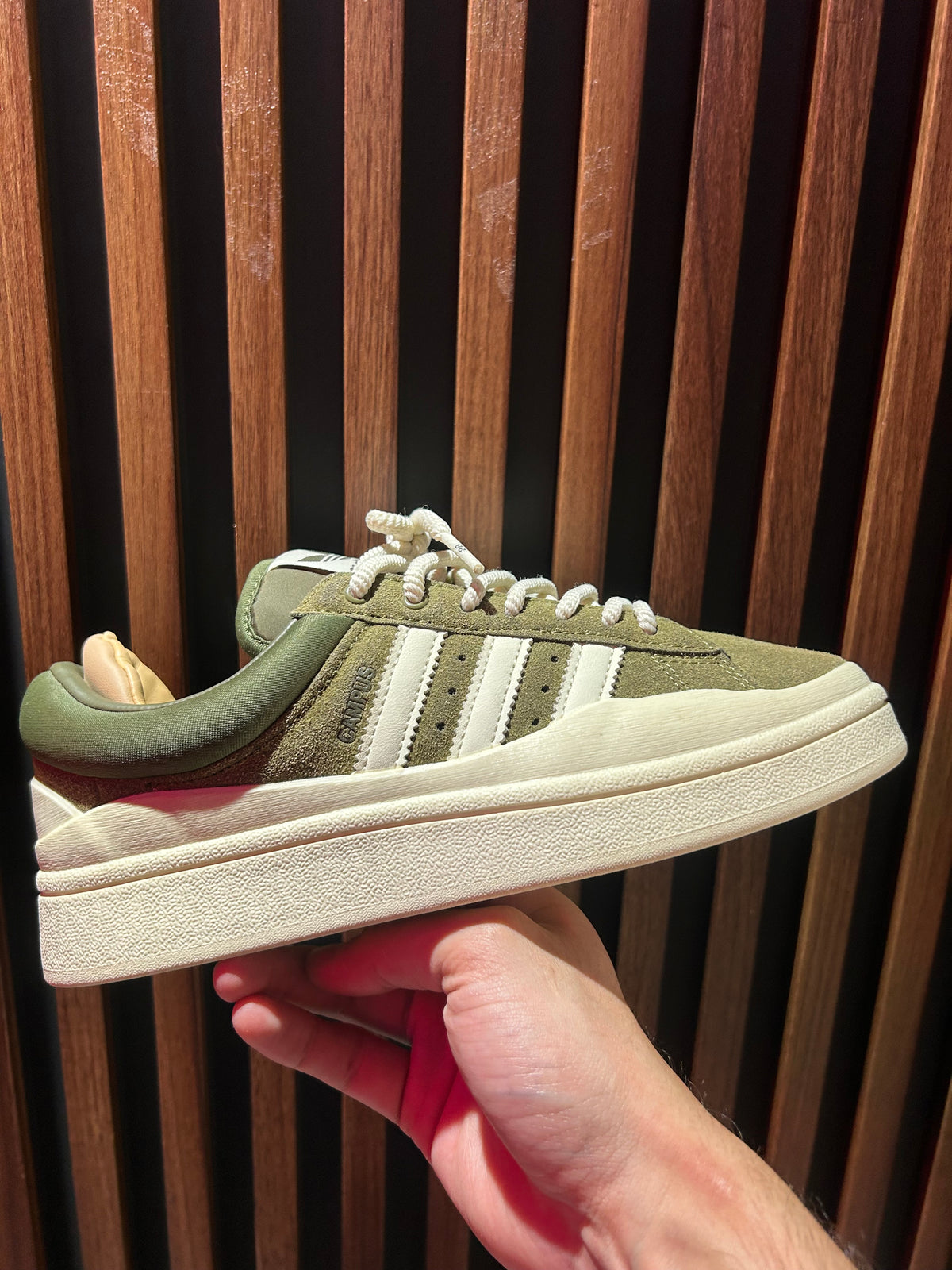 TENIS ADIDAS Z BAD BUNNY CAMPUS LIGHT WILD MOSS