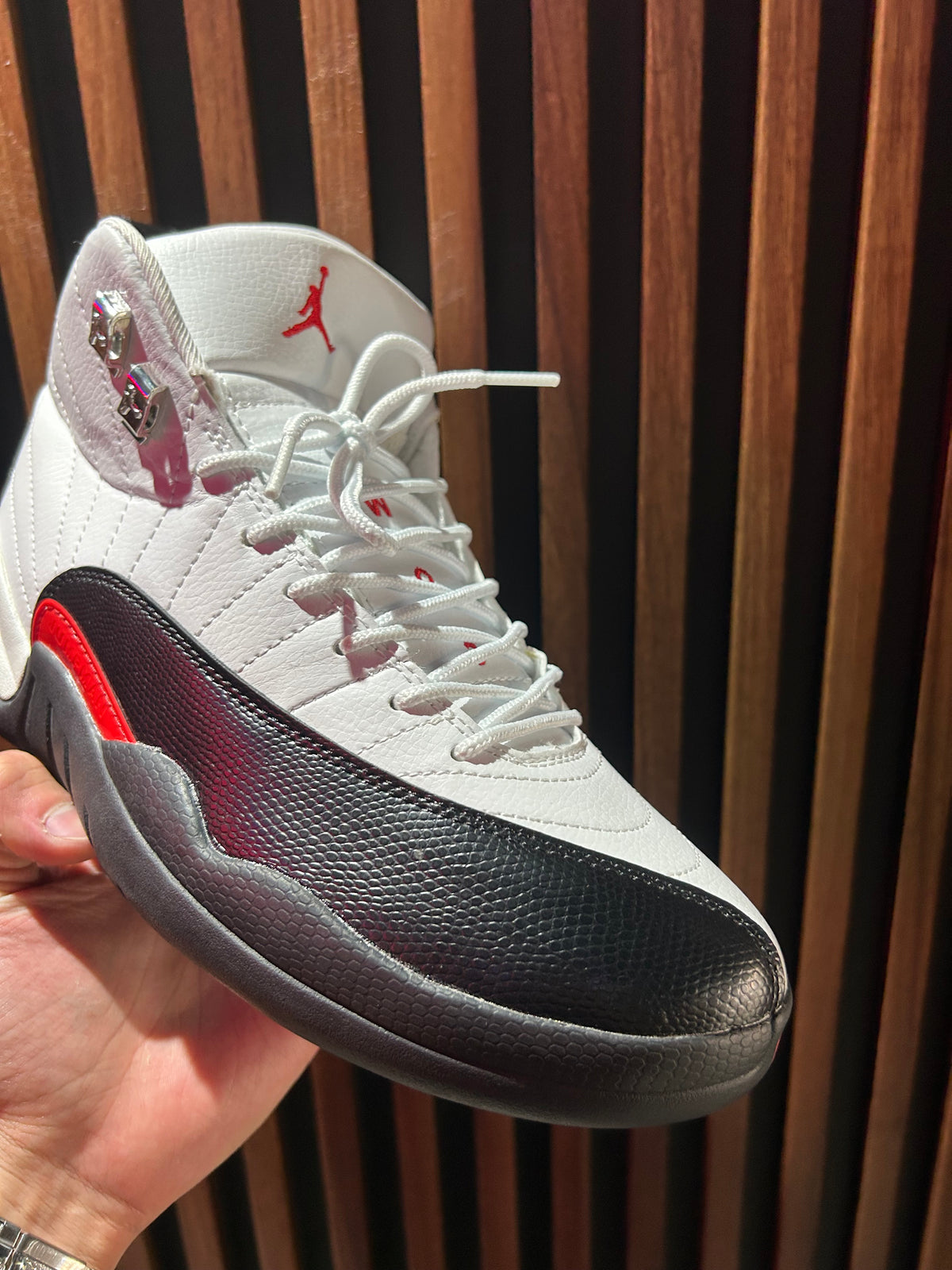 TENIS AIR JORDAN 12 RETRO RED TAXI