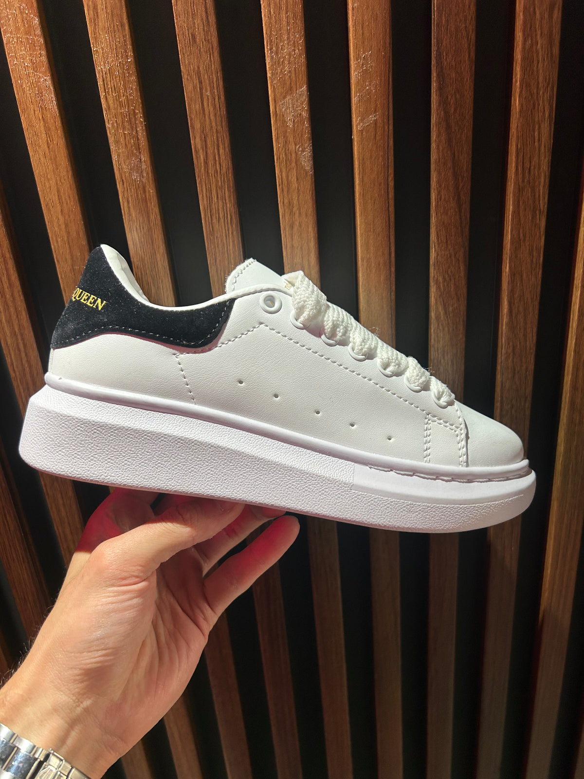 TENIS ALEXANDER MCQUEEN OVERSIZED