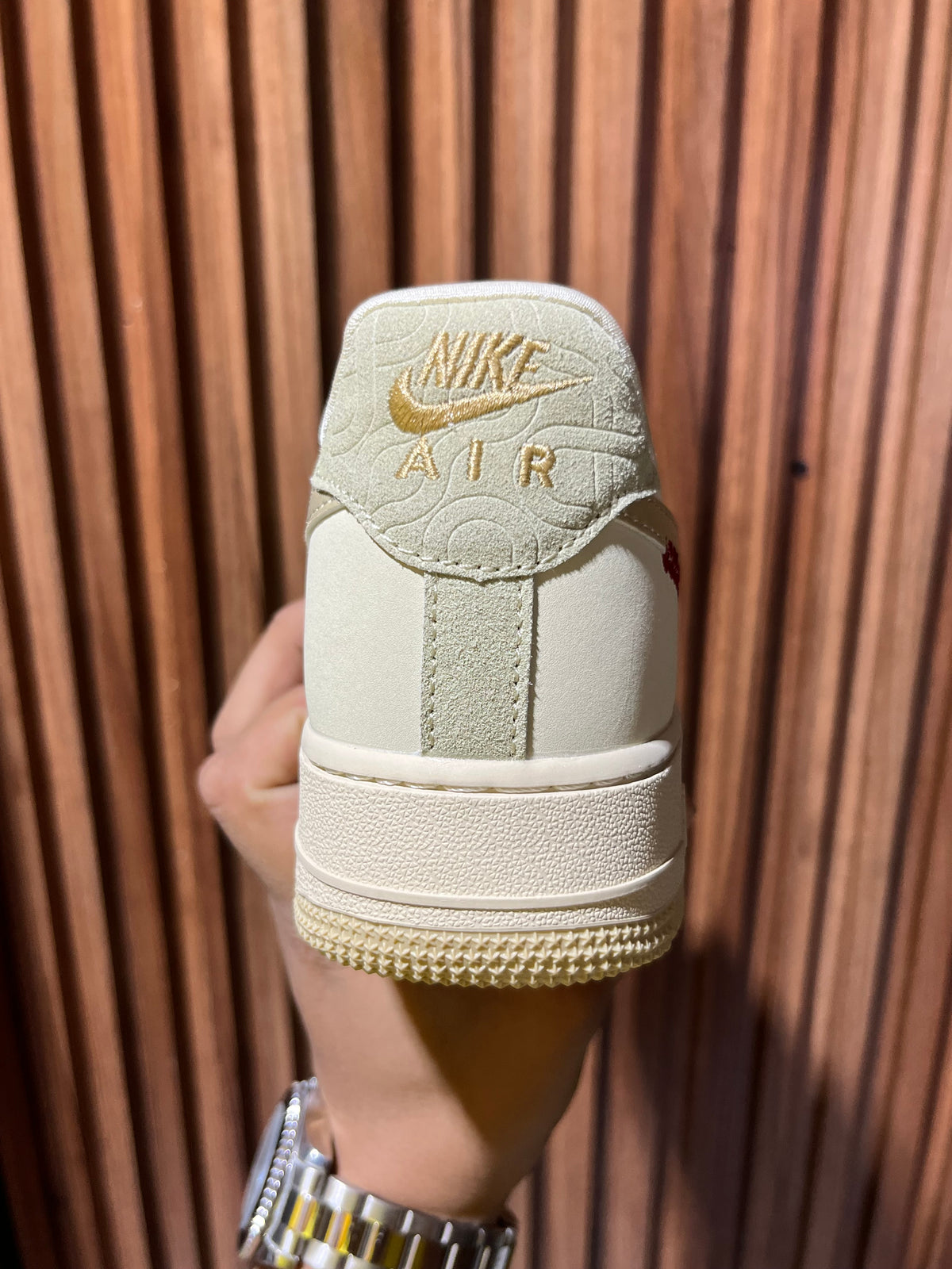 tenis Nike Air Force 1 '07 LX Year of the Snake