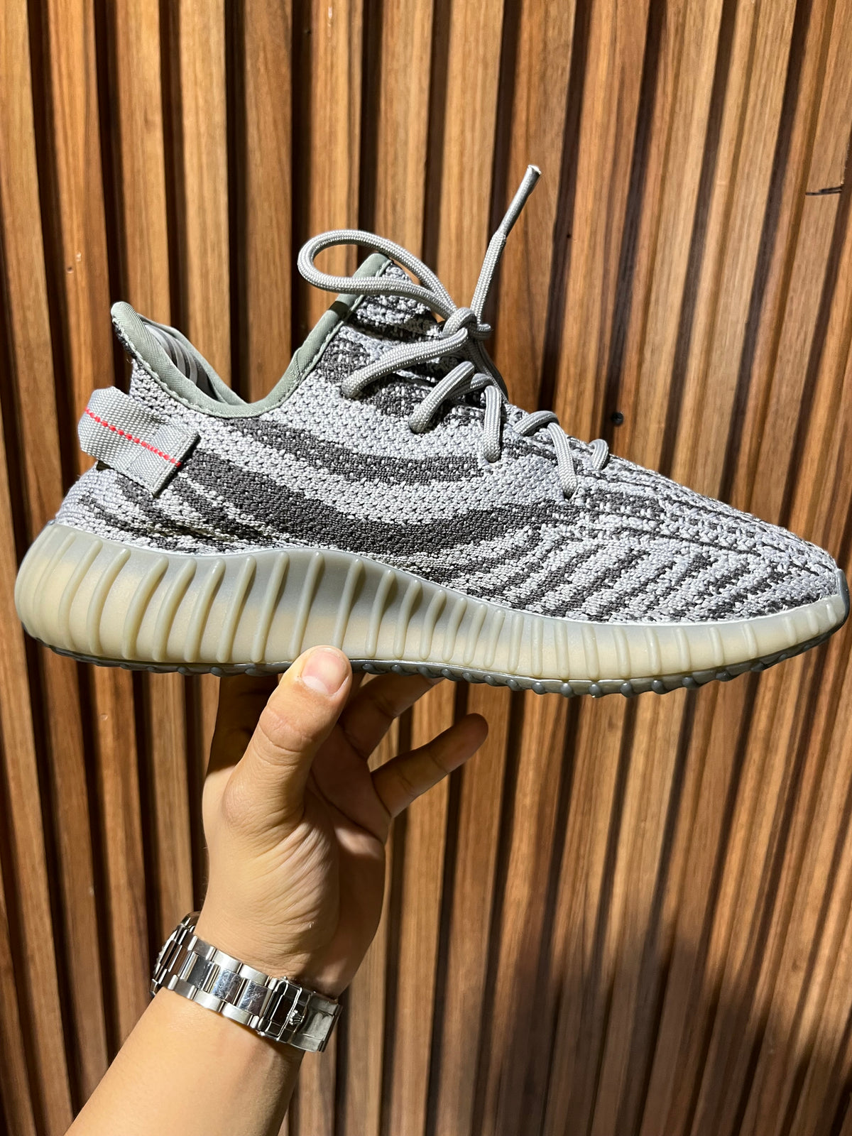 Tenis Adidas Yeezy Boost 350 V2 Beluga 2.0