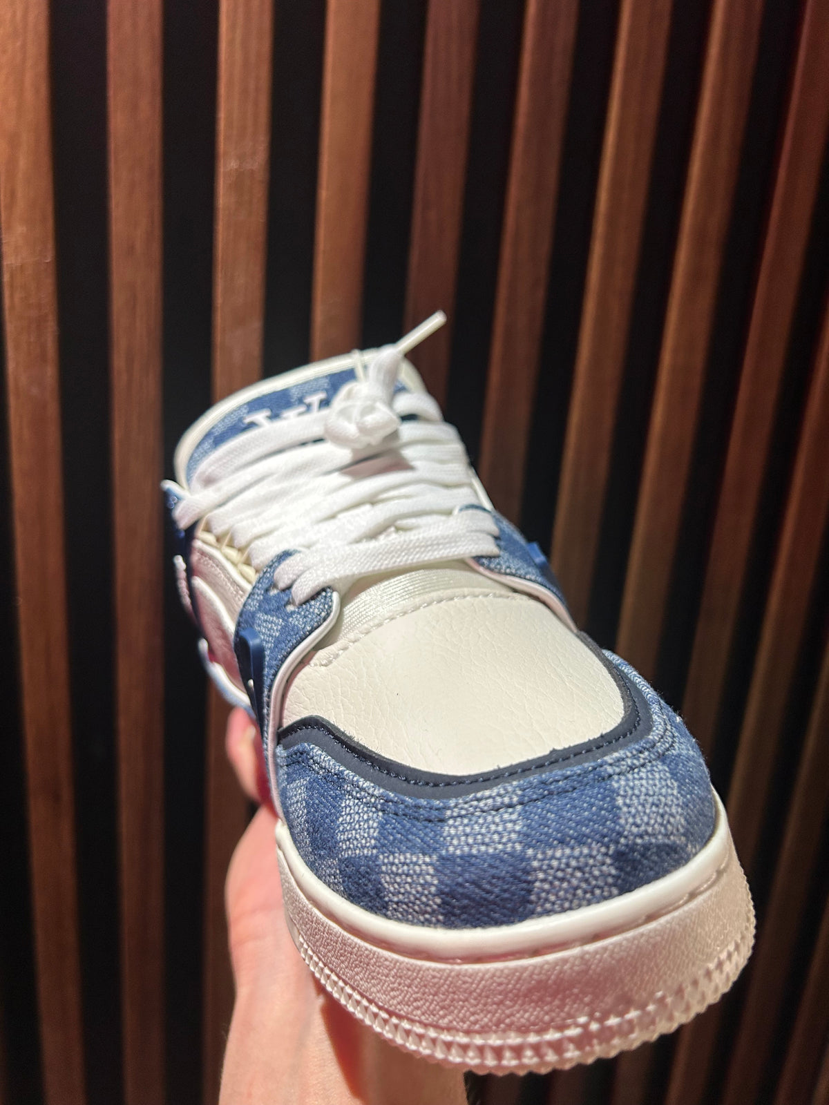 TENIS LOUIS VUITTON TRAINER