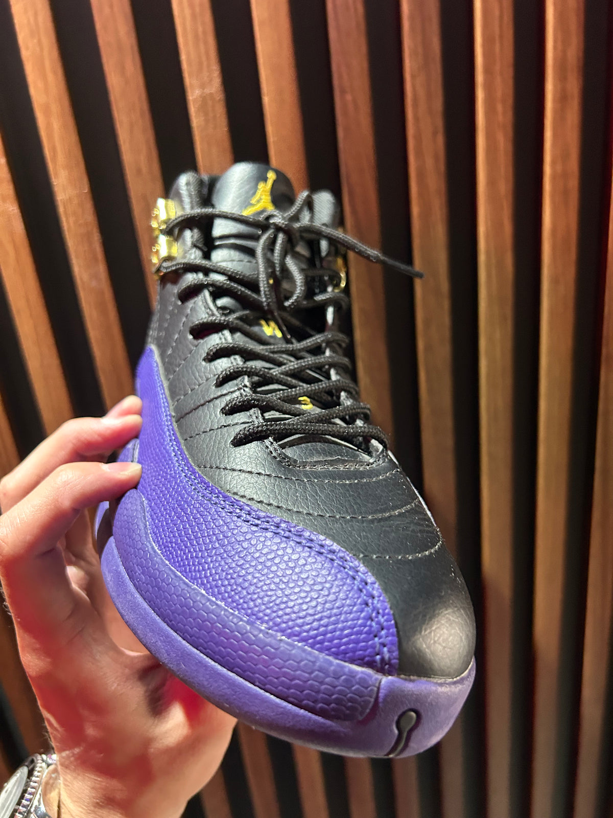 TENIS AIR JORDAN 12 RETRO FIELD PURPLE