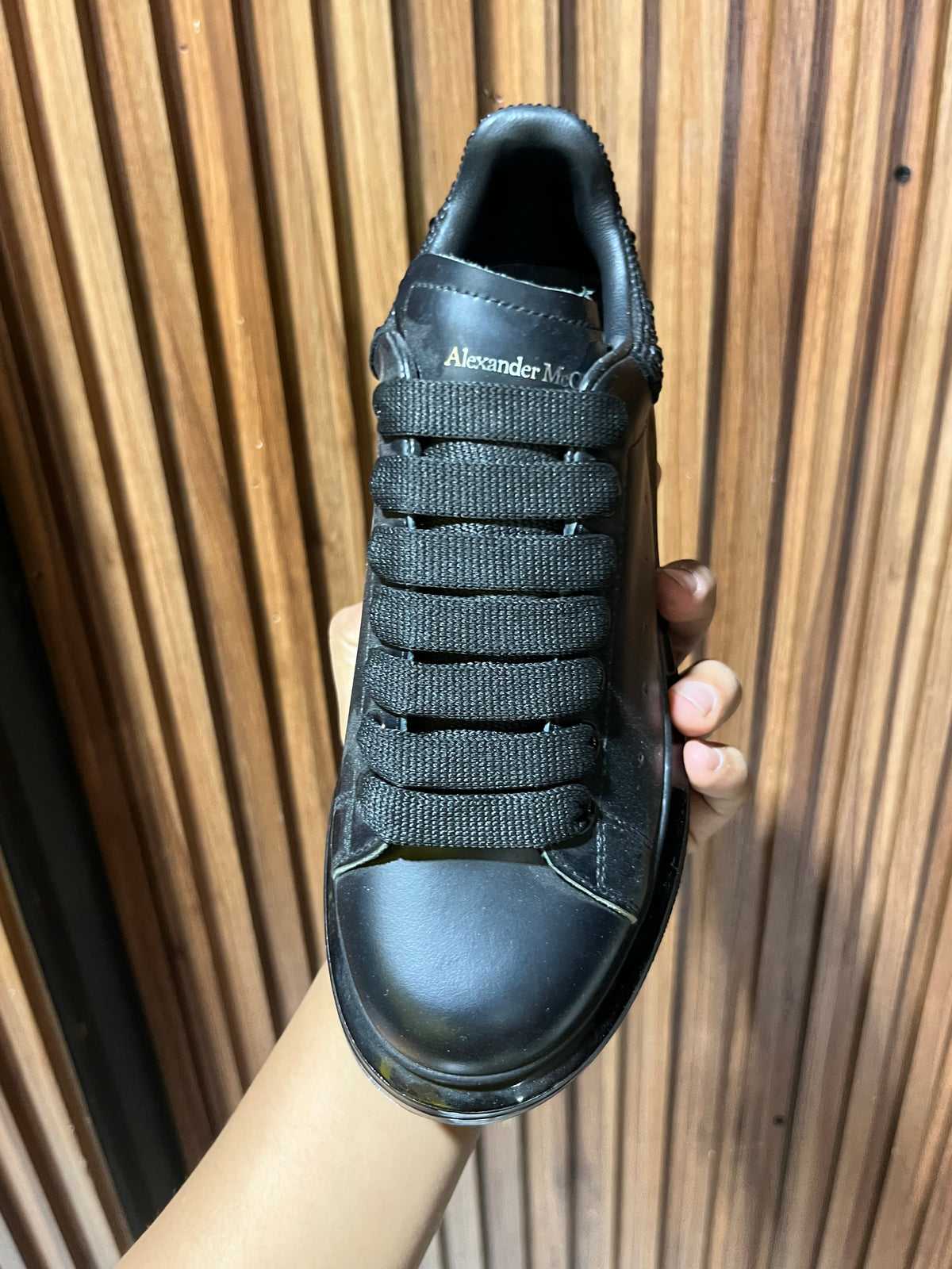 Tenis Alexander McQueen Oversized Black Crystals