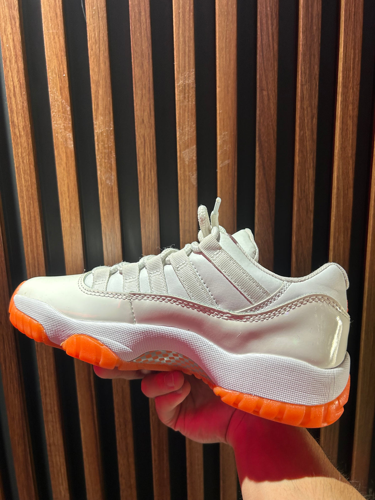 TENIS AIR JORDAN 11 RETRO LOW BRIGHT CITRUS