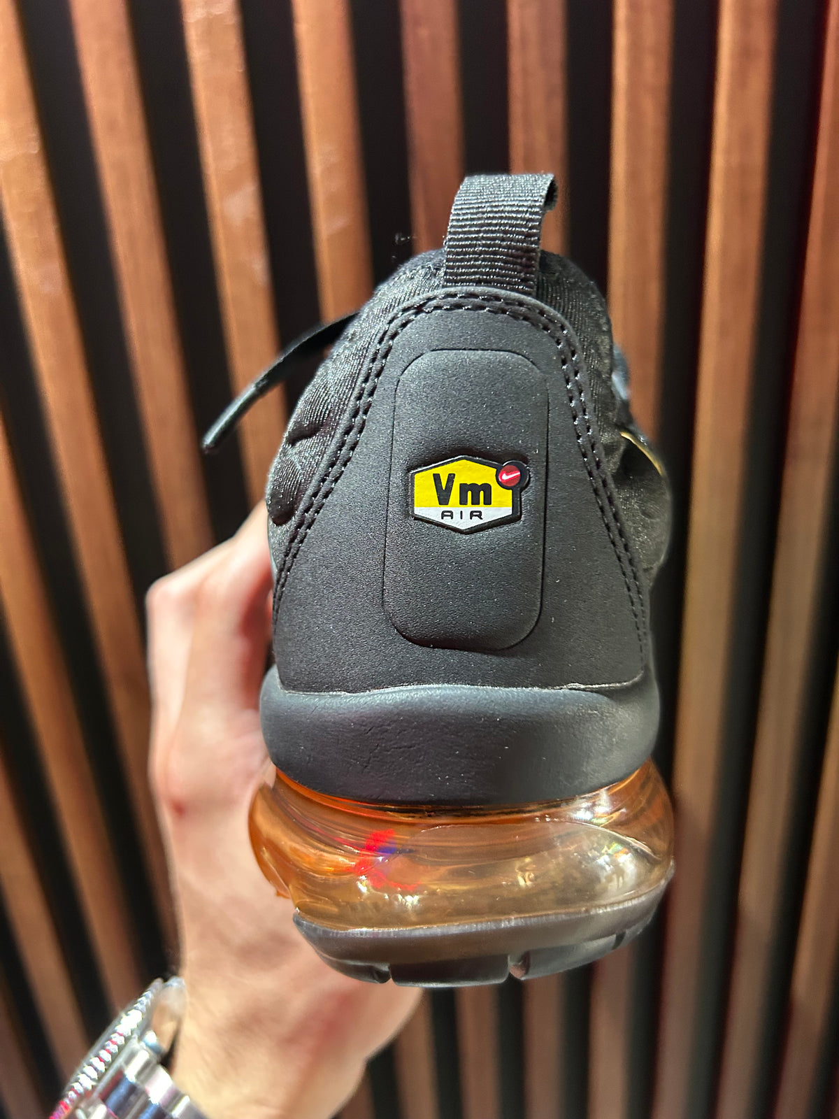 TENIS NIKE AIR VAPORMAX PLUS