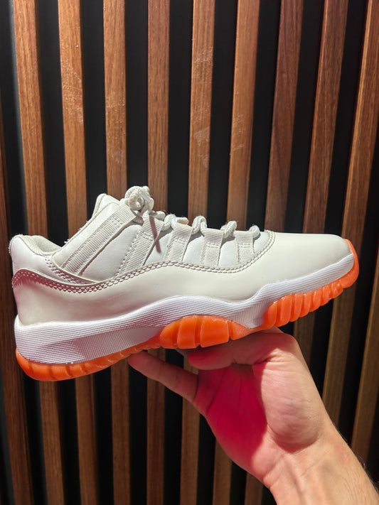 TENIS AIR JORDAN 11 RETRO LOW BRIGHT CITRUS