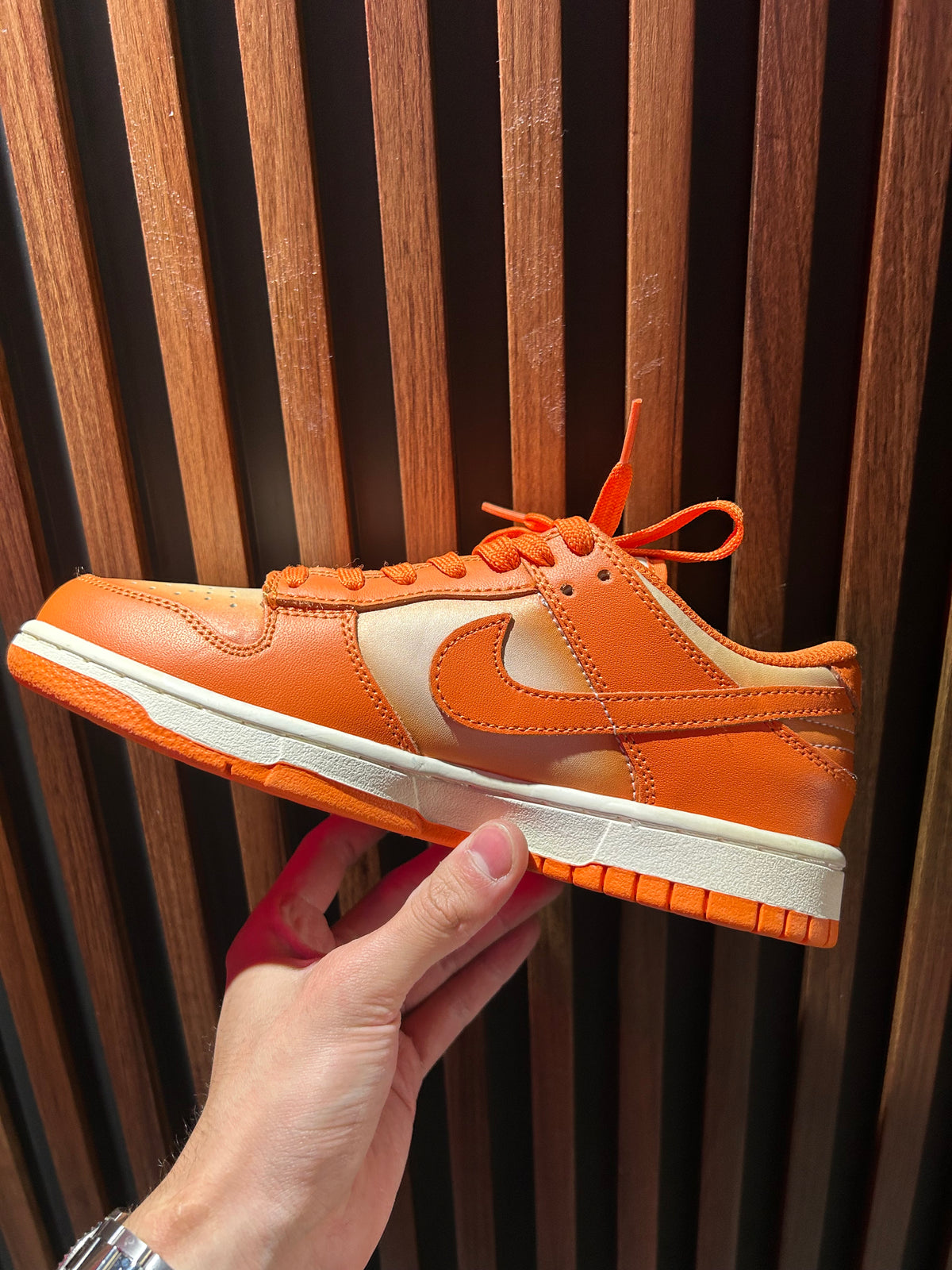TENIS NIKE DUNK LOW MAGMA ORANGE