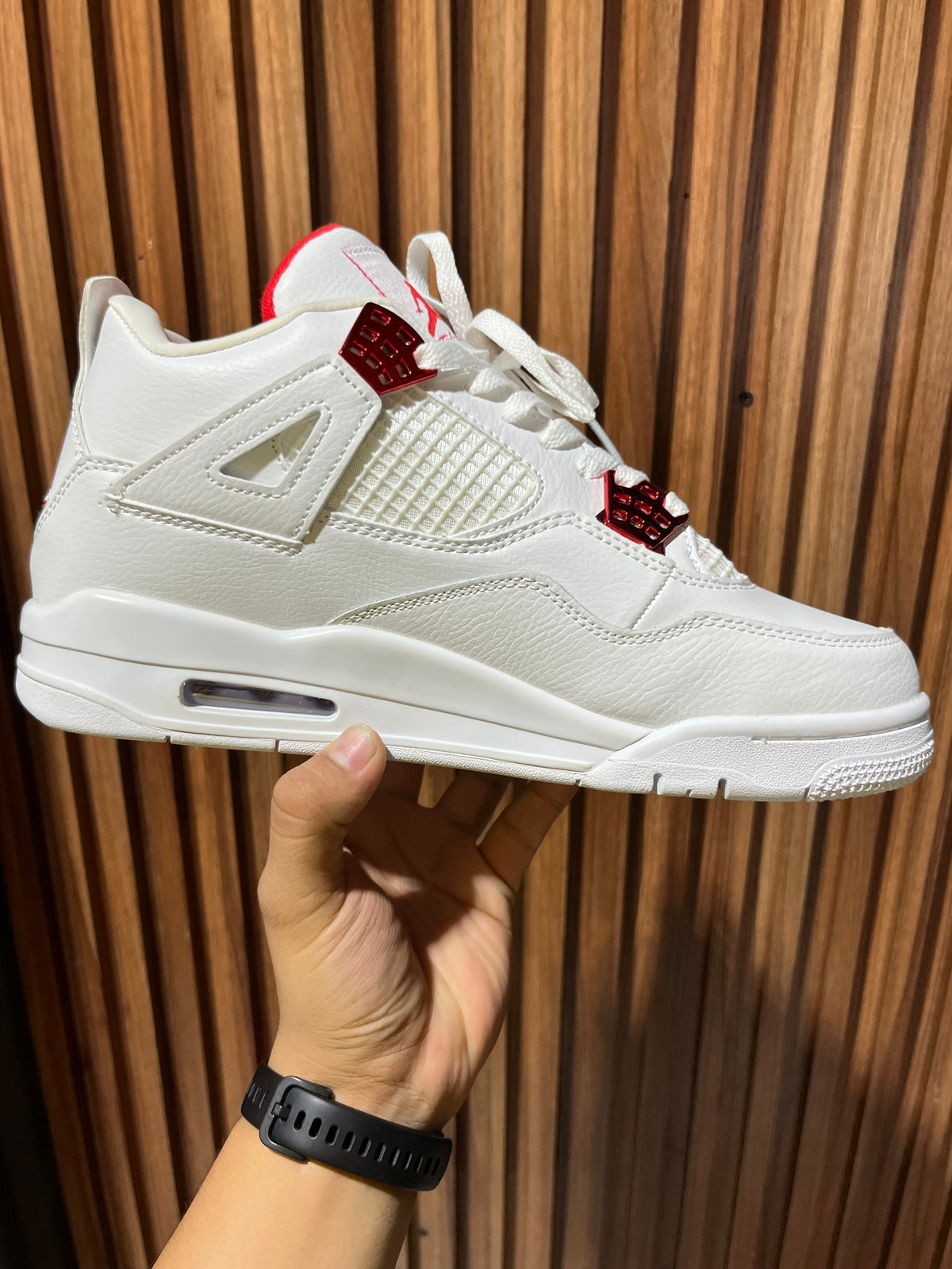 Tenis Air Jordan 4 Retro Metallic Red