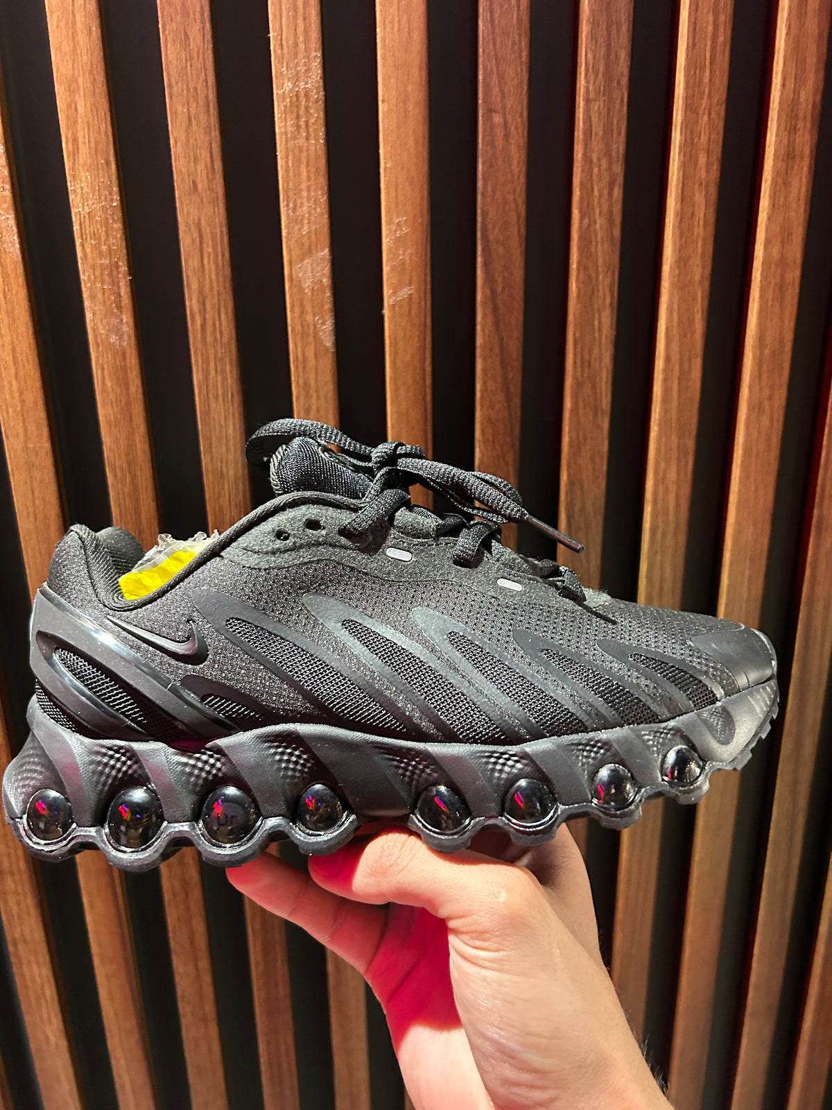 TENIS NIKE AIR MAX DN 8