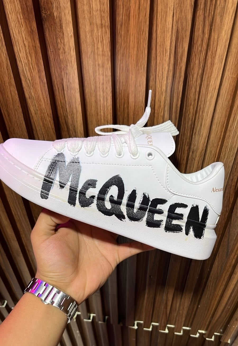 TENIS ALEXANDER MCQUEEN OVERSIZED GRAFFITI