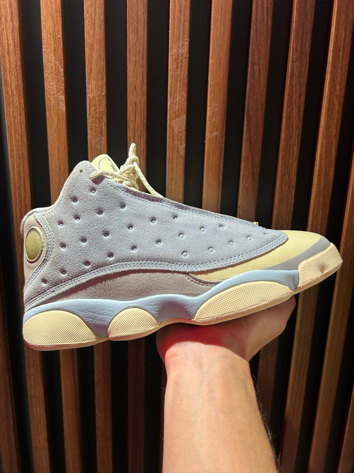 TENIS AIR JORDAN 13 RETRO SOLEFLY