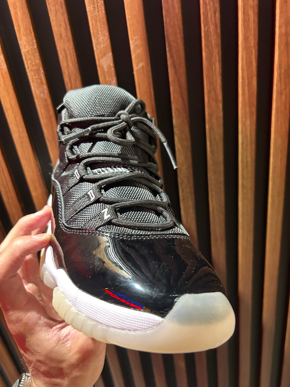TENIS AIR JORDAN 11 RETRO JUBILEE 25TH ANNIVERSARY